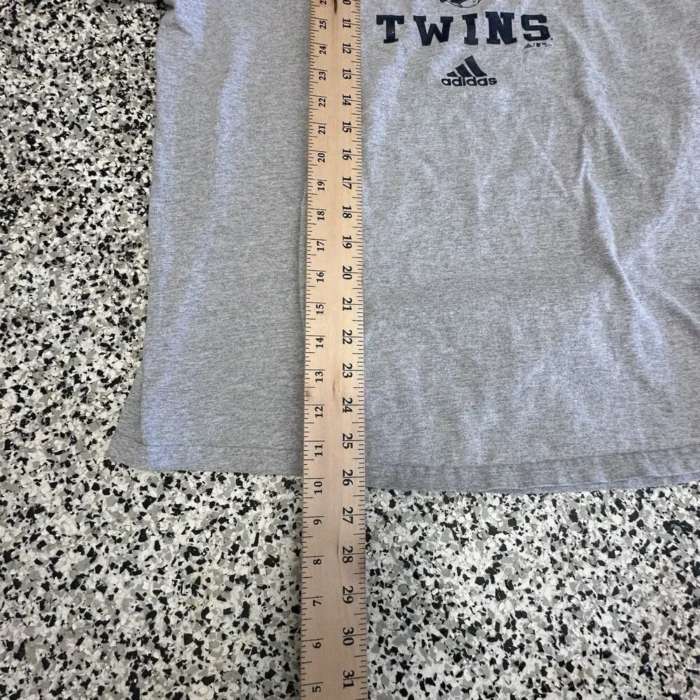 Vintage Adidas Minnesota Twins T-Shirt Mens Large Gray 2002 00's Y2K Baseball